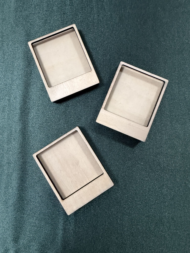 Mini Polaroid en bois – Cadeau invité mariage